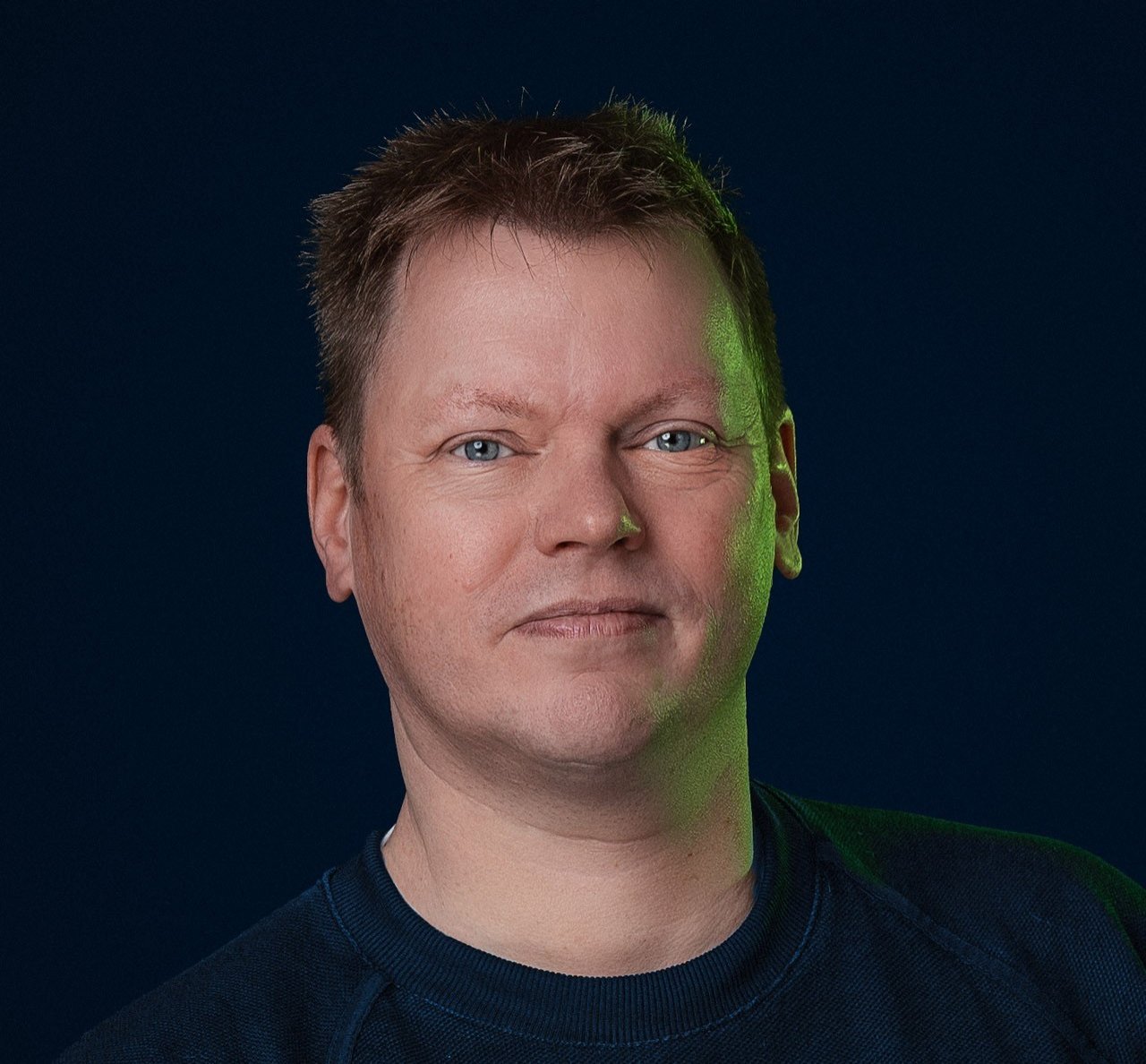 Thorsten Gimmerthal ist Medienberater für Attendorn, Drolshagen und Olpe bei LokalPlus und Jury-Mitglied des Gewinnspiels von Sauerlandgruss Reisen und Krombacher. von Ontavio/Marie Rohde