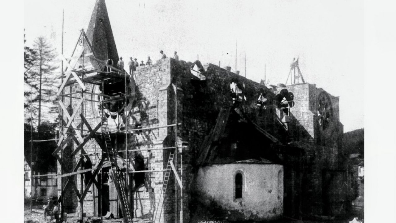 Die alte Heggener Pfarrkirche um das Jahr 1901. von privat
