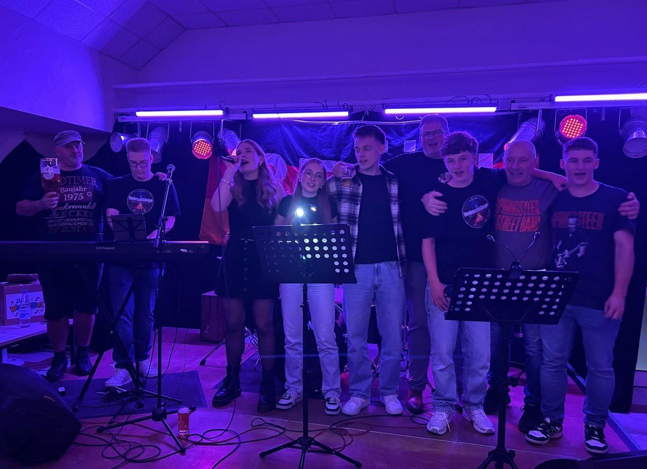 Das Konzert „Heimatklänge“ im Dorfgemeinschaftshaus Brün war ein voller Erfolg. von privat