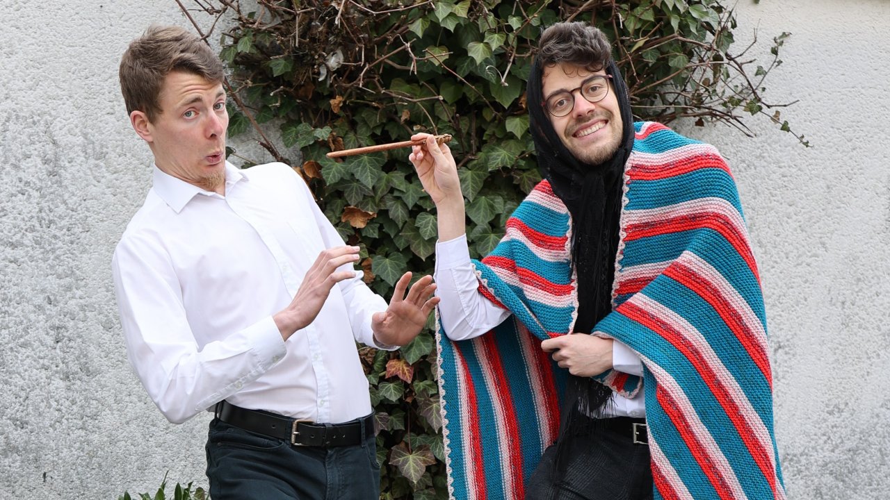 Christian und Daniel Griese tauchen in die verhexte Welt der Brüder Grimm ein. von privat