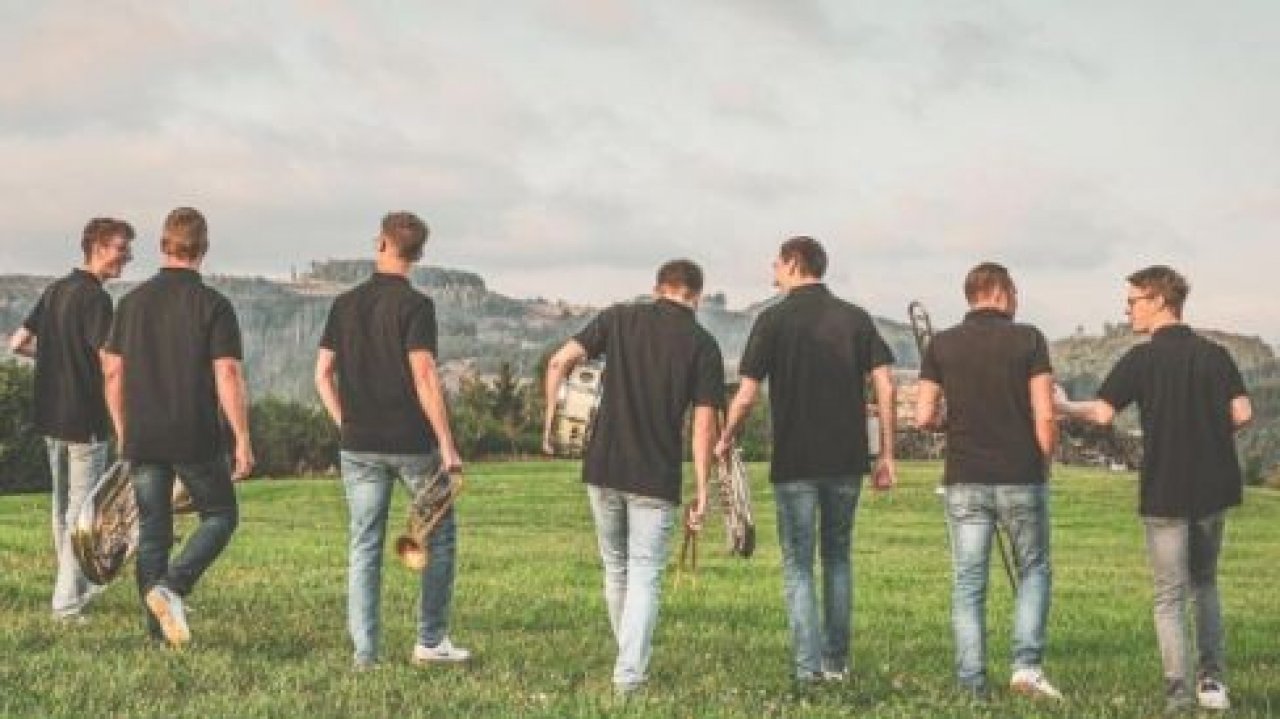 Die Band Kontrabass spielt erneut in Helden auf. von privat