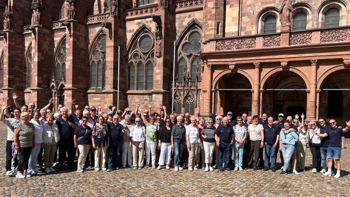 Mit insgesamt 70 Teilnehmern ging es für den MGV Wenden jetzt auf Chorreise nach Freiburg.