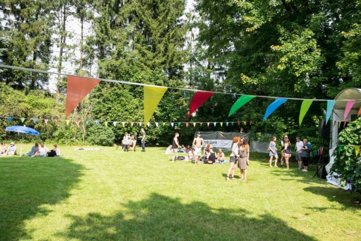 Elektronische Klänge unter freiem Himmel