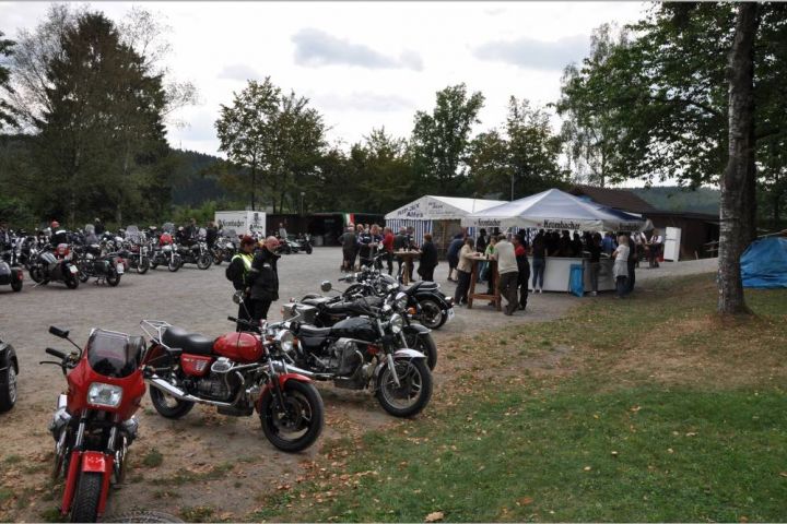 Über 120 Biker beim Moto-Guzzi-Treffen