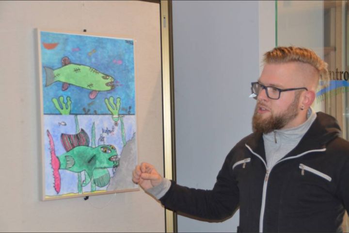 Gesamtschüler stellen Kunstwerke im Rathaus Finnentrop aus