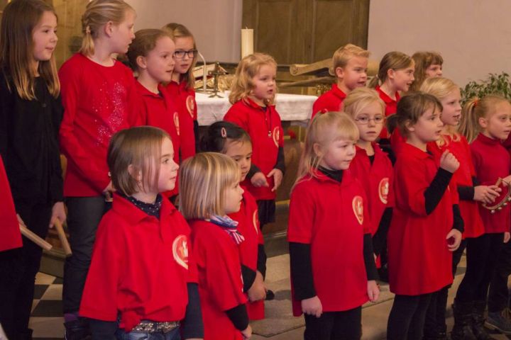 Kinder- und Jugendchor "Burgfinken" feiert 20. Geburtstag