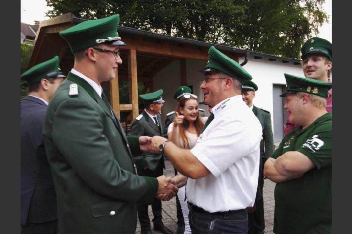 St.-Siegfried-Schützen feiern König Florian Rawe