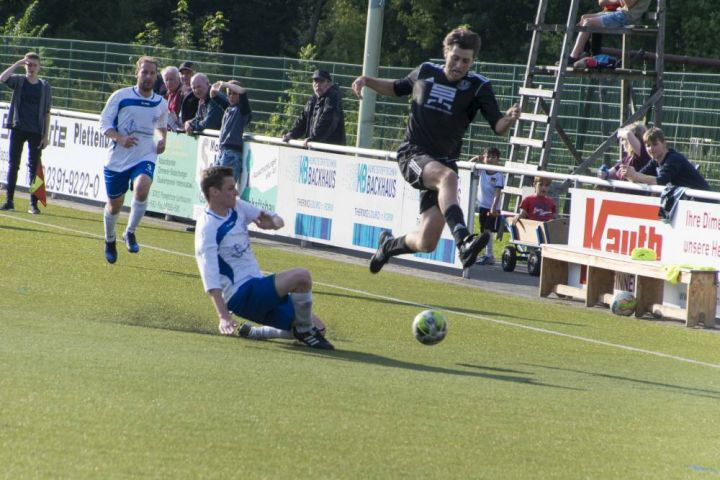 SG Finnentrop/ Bamenohl gewinnt den Sparkassen-Cup