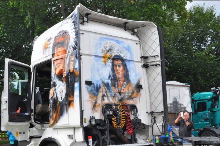 PS-starke Schwergewichte beim 23. „Truck- und Countryfest“ in Saalhausen
