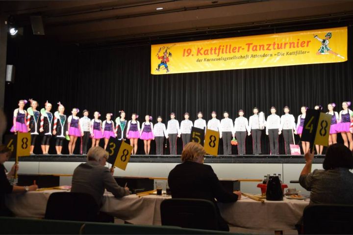 Regimentstöchter belegen Platz 3 bei Kattfiller-Tanzturnier