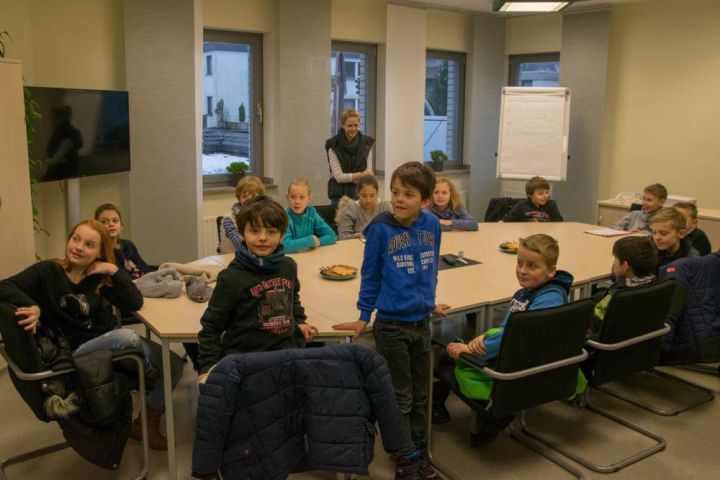 Viertklässler der Agatha-Grundschule besuchen LokalPlus