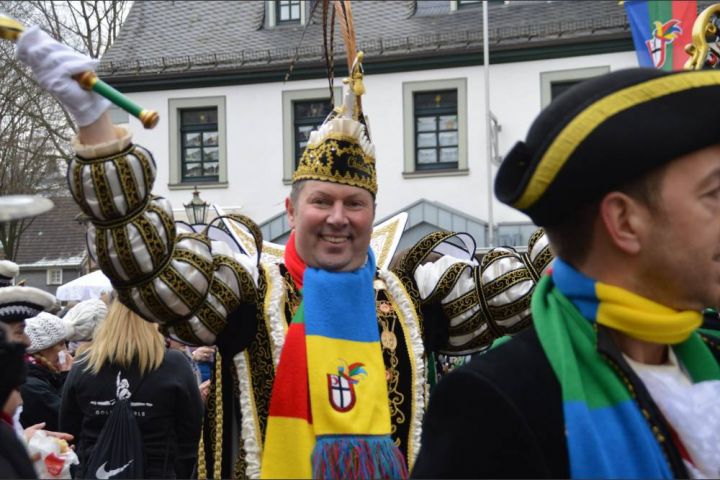Gardebiwak in Attendorn läutet heiße Karnevalsphase ein