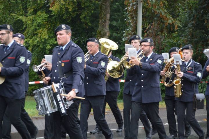 Schützen feiern Grevenbrücker Kreisschützenfest auch ohne Festzug