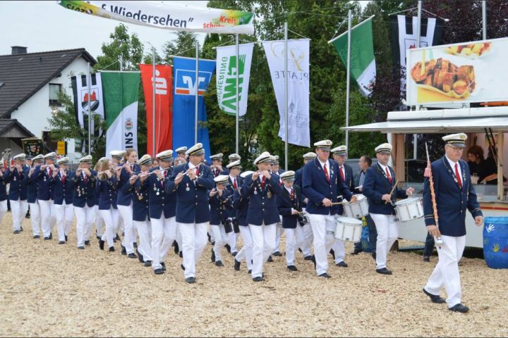 Kreisschützenfest in Grevenbrück: Mehr als 10.000 Schützen feiern drei Tage lang
