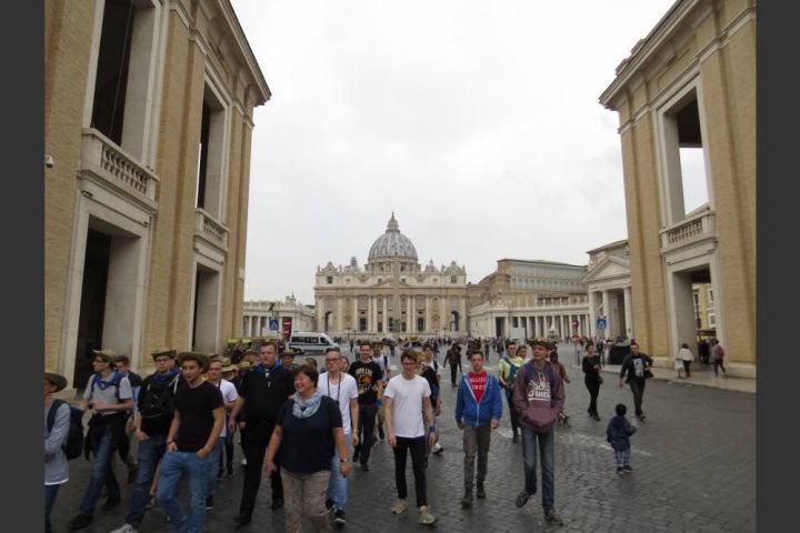 Messdiener aus Kirchhundem verbringen eine Woche in Rom