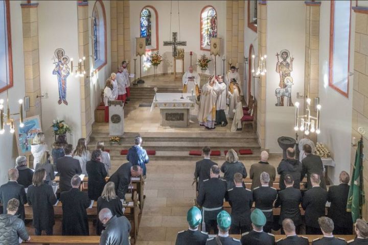 St.-Elisabeth-Kirche in Benolpe nach Renovierung wieder „eröffnet“