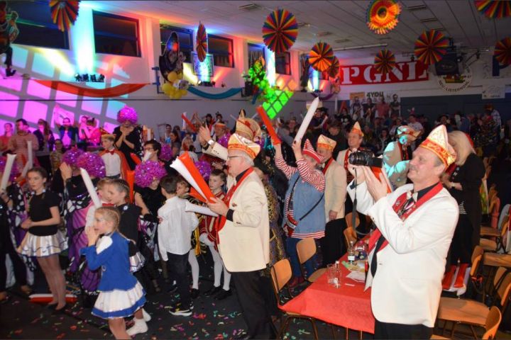 Wer wird Prinz-Karneval in Neu-Listernohl?