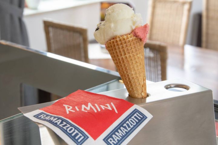 Restaurant Rimini eröffnet Eisdiele in Grevenbrück