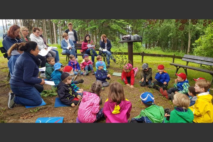 Vier Wochen Waldkindergarten in Lenhausen