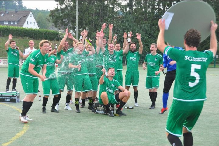 SG Finnentrop/Bamenohl gewinnt Fußball-Gemeindepokal