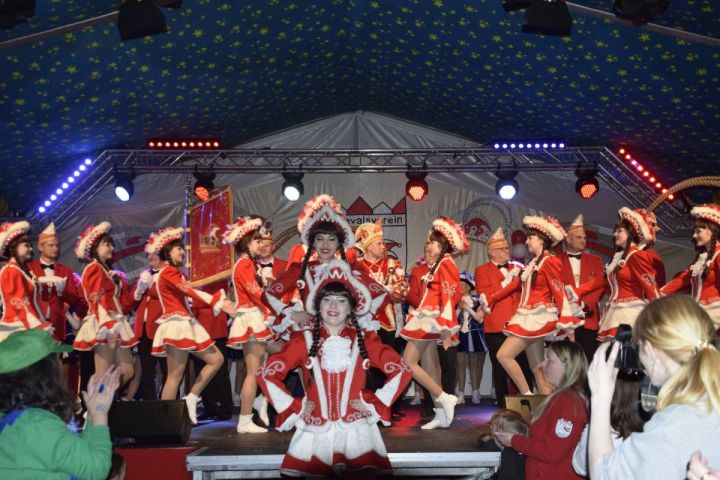 Närrische Tage in Schönau bieten Karnevalsfans ein volles Programm
