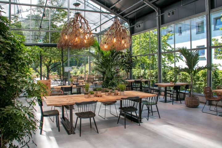 Grünes Ausflugsziel: Café und Museum im Gartencenter Kremer eröffnen