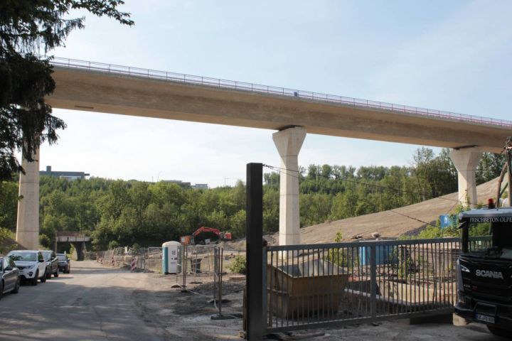 Talbrücke Öhringhausen nach 27 Monaten Bauzeit für Verkehr freigegeben