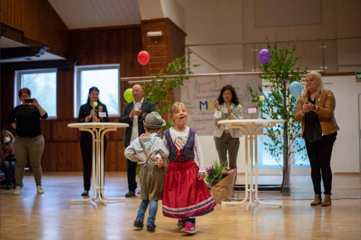 Nach 40 Jahren: Monika Behrens übergibt Leitung des Kindergartens Langenei