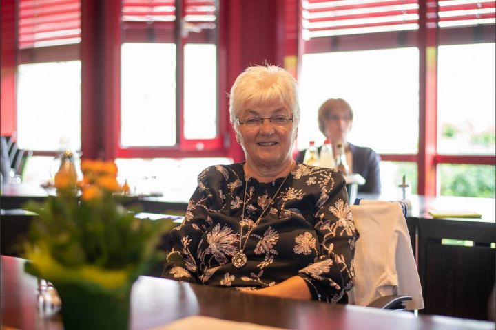 Franz-Josef Rotter mit Sportplakette der Stadt Lennestadt ausgezeichnet