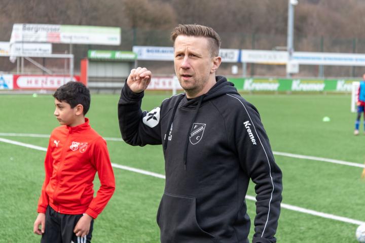 Trainer Torsten Patt kann die Entscheidung nicht nachvollziehen.