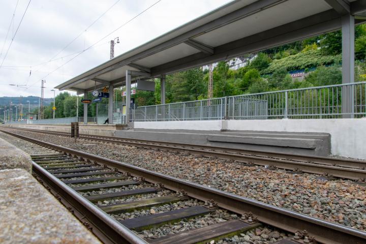 Der Aufzug, der zu Gleis 3 in Richtung Siegen führt, ist außer Betrieb.