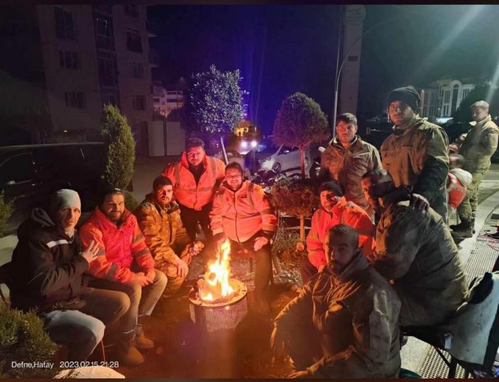 Adem Bolatli packte im Erdbeben-Gebiet mit an.