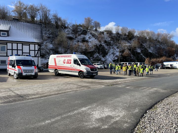 Fast 80 Kräfte waren in Elspe vor Ort.
