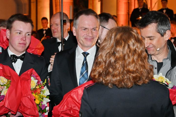 Der Musikzug der Freiwilligen Feuerwehr Olpe führte erstmals das neue Werk „13 Minuten im Frühling“ auf.