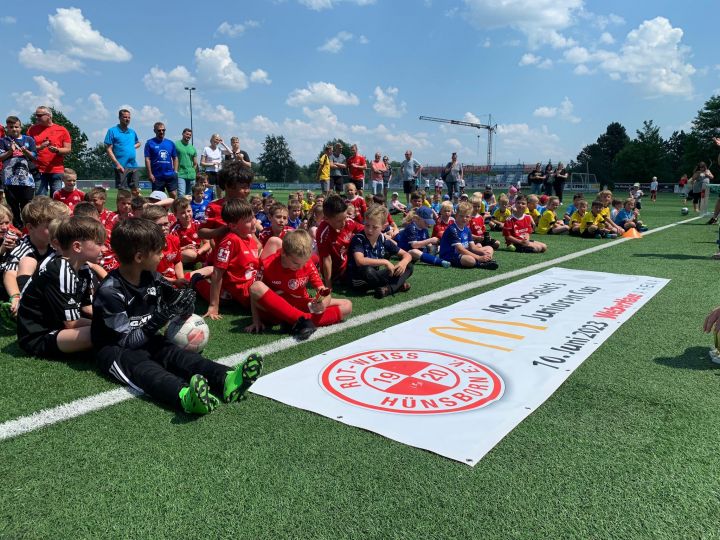 25 Mannschaften nahmen am Junioren McDonalds Cup in Hünsborn teil.