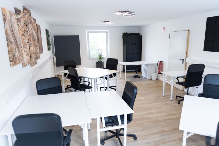 Das IT-Unternehmen lenne.Tech eröffnet das erste Coding Dojo für Jugendliche in Südwestfalen.