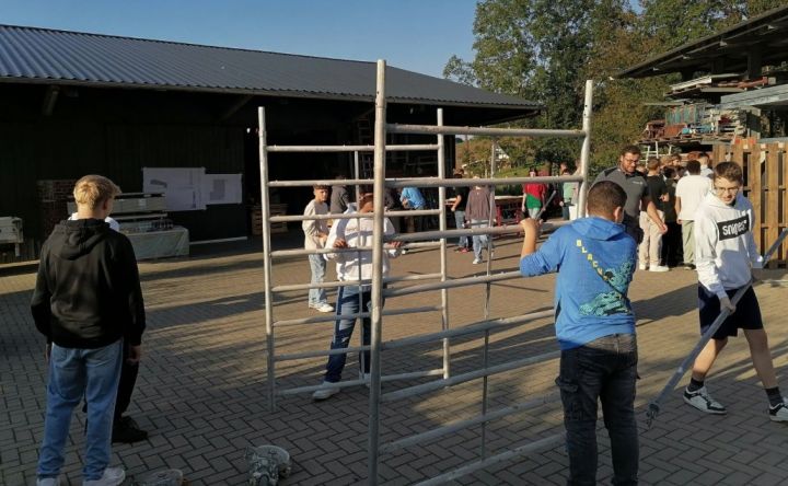 SHL leuchtet: Sekundarschule Hundem-Lenne hat ein neue Schul-Logo