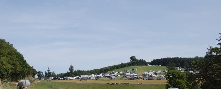 Deutsche Meisterschaft mit mehr als 400 jungen Reitern in Obermelbecke
Wunderbares Wochenende auf dem Gestüt Falkenegg