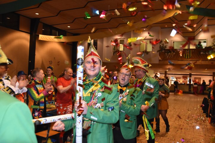 Impressionen von der Prunksitzung in Bilstein, mit Proklamation des Prinzenpaares.