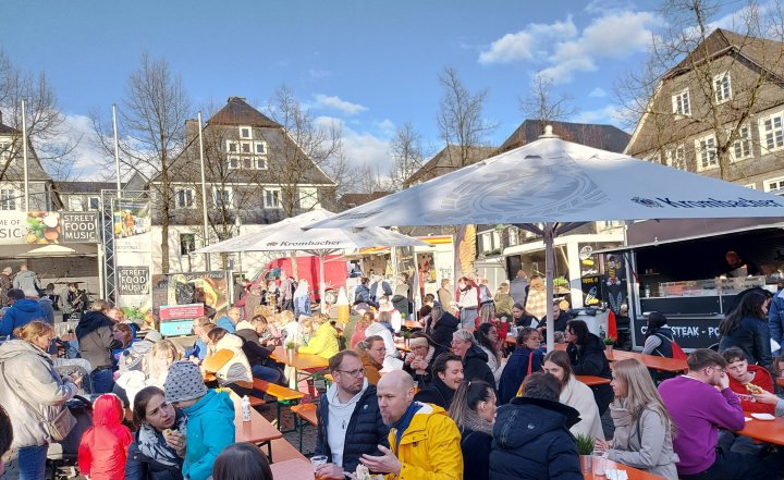 Das dritte „Street Food & Music Festival“ findet von Freitag, 4., bis Sonntag, 6. April, in Olpe statt.