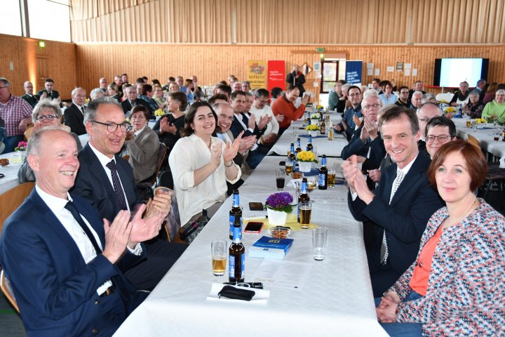 Kommersabend zum 150-jährigen Jubiläum des Männerchores Hünsborn.