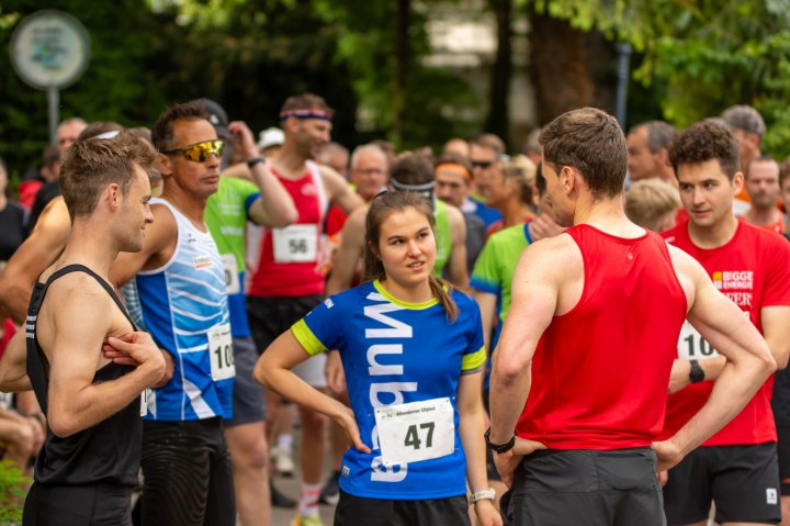 Der Citylauf in Attendorn lockte mehr als 1.300 Teilnehmer in die Hansestadt.