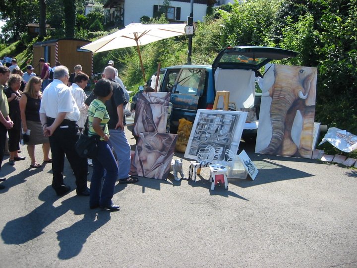 Die Heider Kunsttour lockt viele Besucher an und bietet Künstlern aus nah und fern die Möglichkeit, ihre Werke auszustellen.