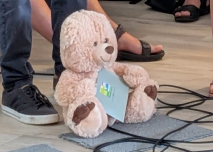 Der evangelische Martin-Luther-Kindergarten in Attendorn hat jetzt seinen neu gestalteten Anbau, einen Raum der Begegnung, eingeweiht