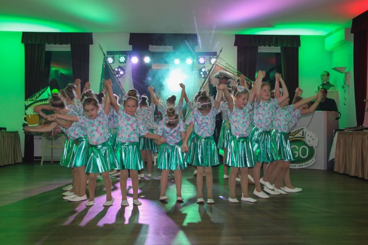 Mit der traditionellen Senatorentaufe startete die Bürgergesellschaft Olpe in die neue Session.