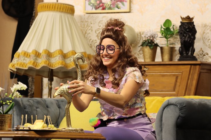 Insgesamt vier mitreißende Vorstellungen von „Außer Rand und Band“ brachte das Sauerlandtheater Hillmicke auf die Bühne der Aula der Gesamtschule Wenden.