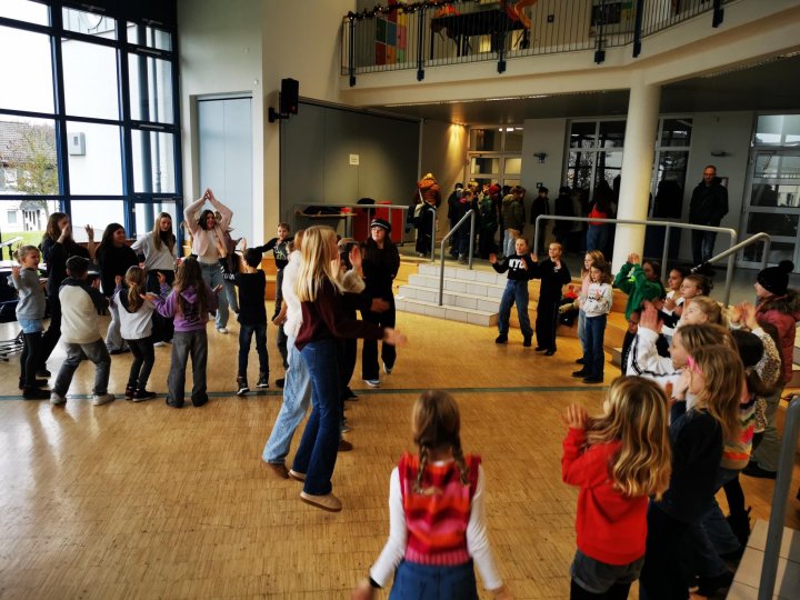 Unter dem Motto „Action an der Sekundarschule“ konnten die Viertklässler einen Vorgeschmack auf das Schulleben an der Sekundarschule Olpe-Drolshagen erhalten.