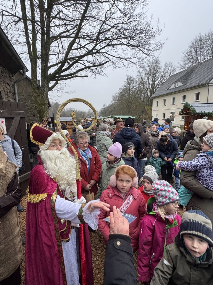 Impressionen vom Weihnachtsmarkt in Wenden.