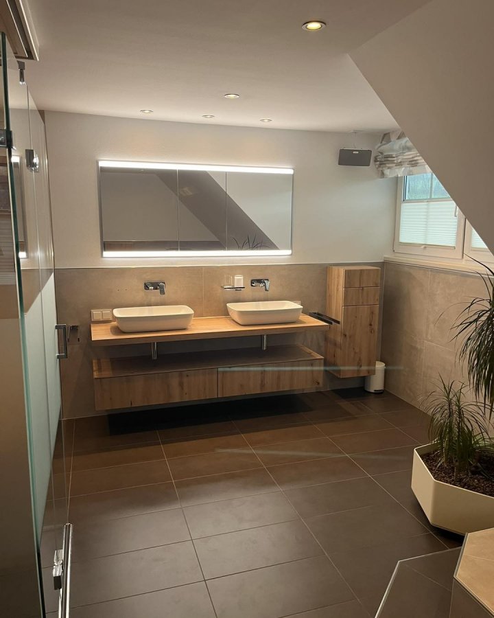 Moderne Bäder, Heizungs- und Klimaanlagensysteme oder Wärmepumpen - Heinemann Haustechnik hat ein breit gefächertes Angebot.