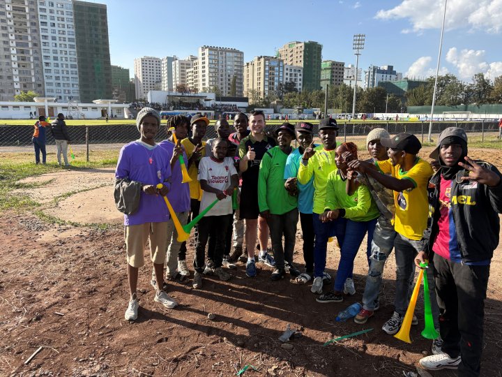 Ismail Blum übergab die Schiedsrichter-Ausrüstung in Kenia, Ruanda und Uganda.